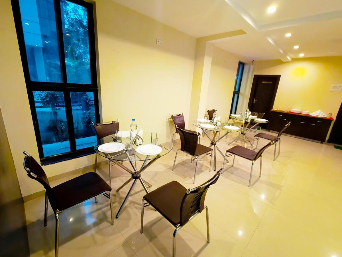 Hotel Sai Srushti By Neem Square Shirdi Esterno foto