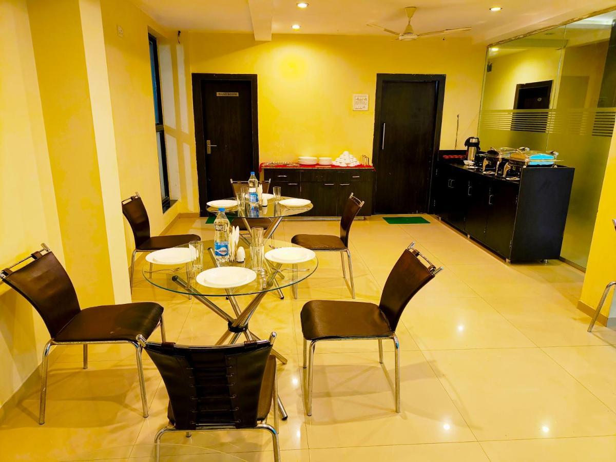 Hotel Sai Srushti By Neem Square Shirdi Esterno foto